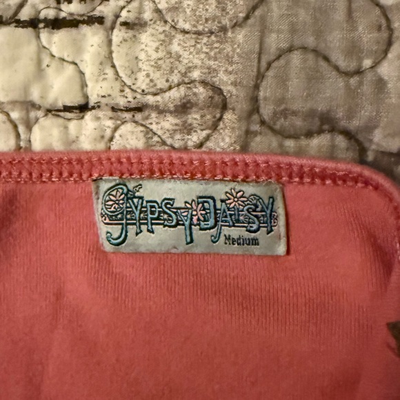 Elegant Gypsy Daisy Brown and Pink Lace Chemise - Picture 3 of 3